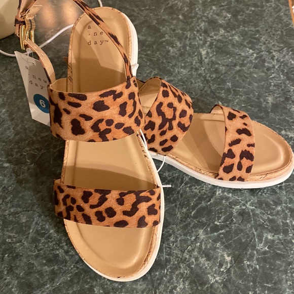A new day - Brown animal print, two strap, flat sandal with memory foam footbed - Picture 9 of 10